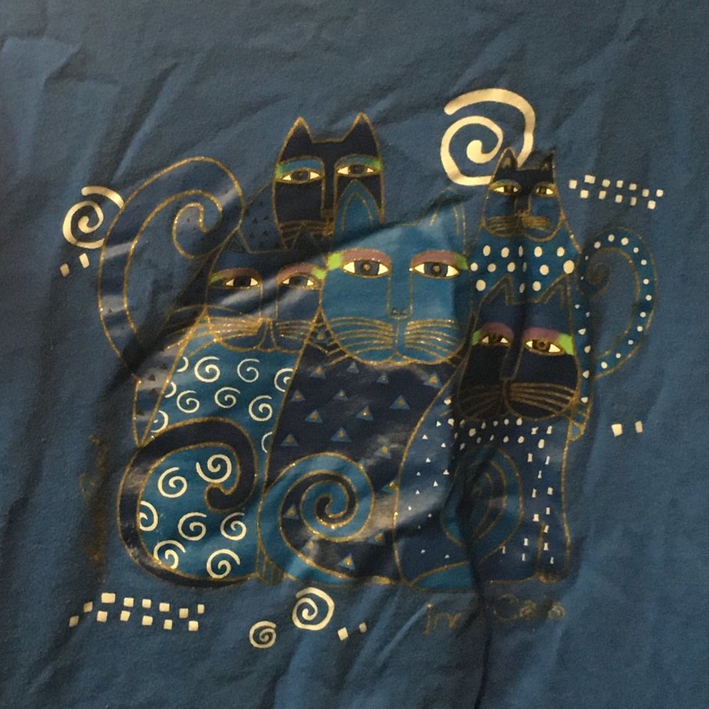 Laurel Burch t-shirt 262 $30 or $25 w/offer - Picture 4 of 4